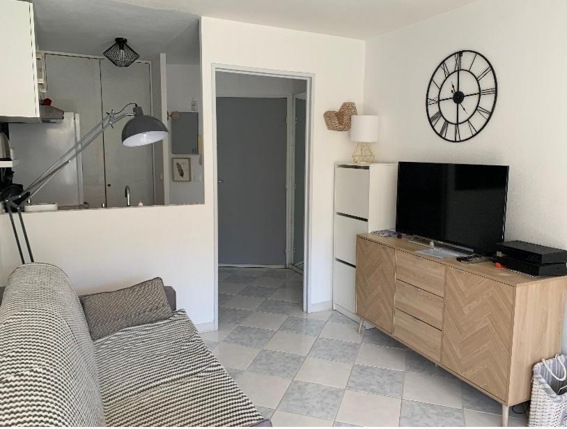 Appartement T2 En Bord De Mer Roquebrune-Cap-Martin Exteriér fotografie